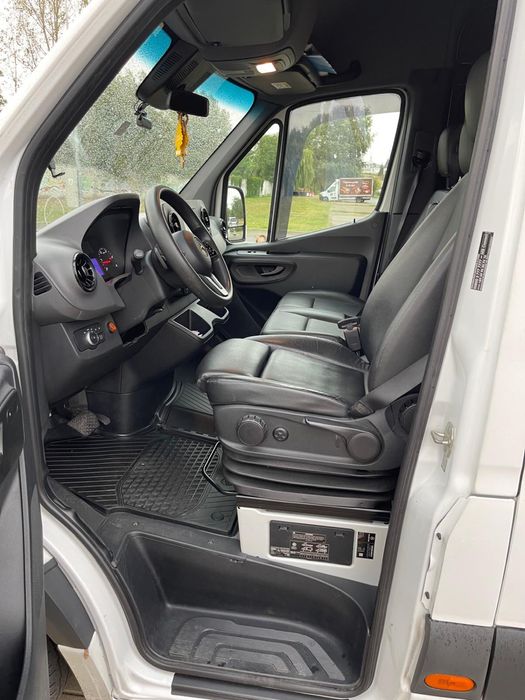Mercedes Sprinter Tourer 319 CDI 8+1
