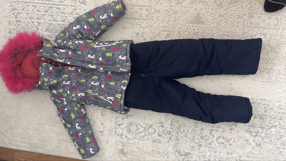 Зимний комбинезон на 3-4 года