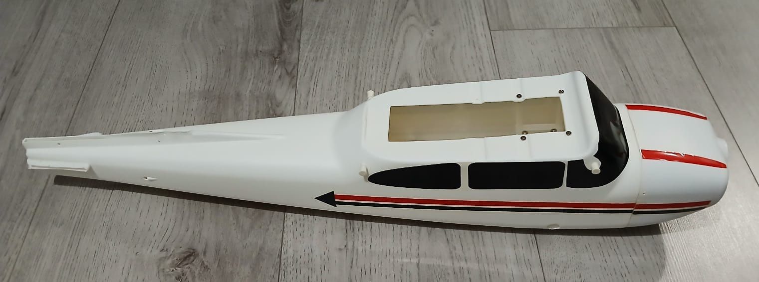 Cessna Pelikan-fuselaj si aripa