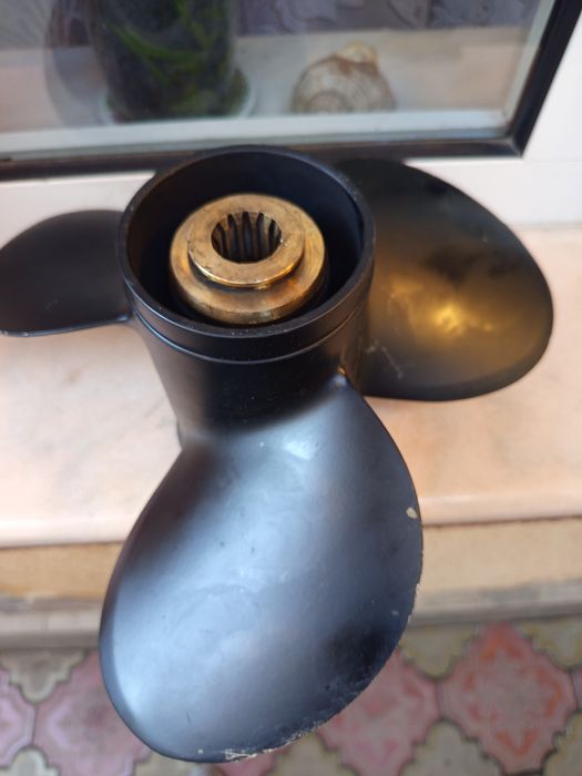 Vând elica barcă Yamaha