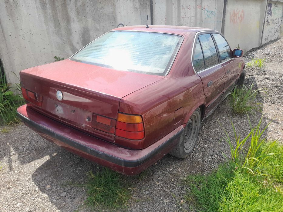 На части! BMW 520 I