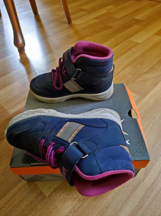 Детски боти и ботуши