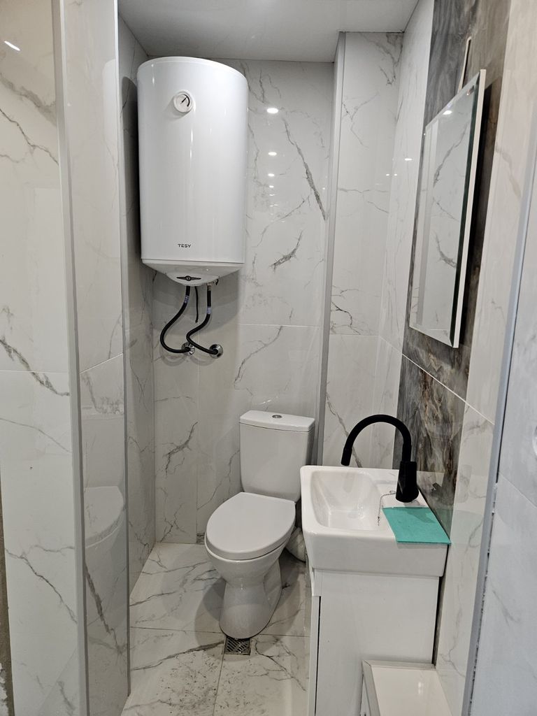 Продава се Тристаен апартамент в Казанлък - 90 кв.м за 1332 €/кв.м - Снимка #8