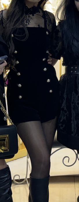 Комбенизон женский. Очень красивый м качественный.