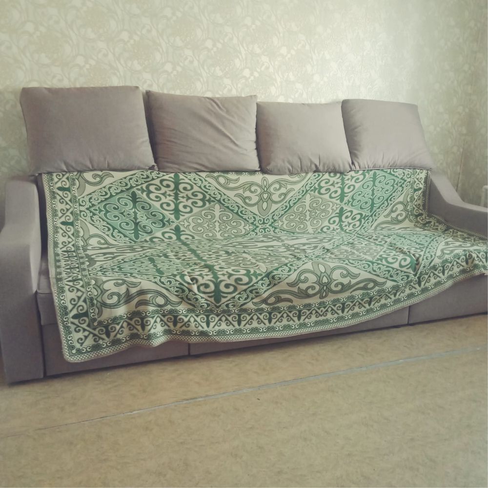 Продам диван в хорошем состоянии