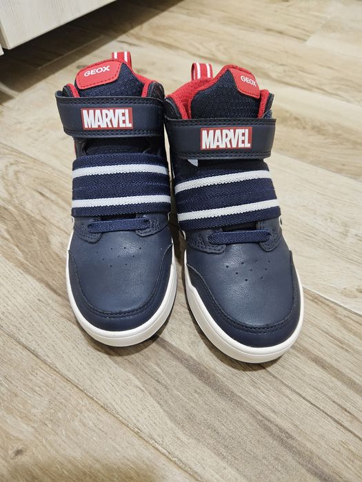 Детски кецове Marvel от Geox 31