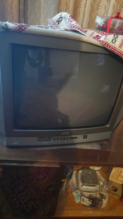 Телевизор JVC AV-21F4TEE