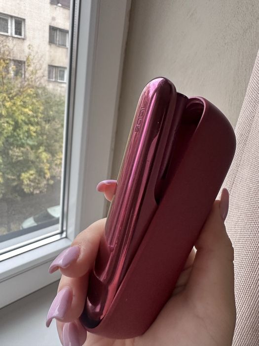 Iqos roz, folosit de cateva ori, fara defecte