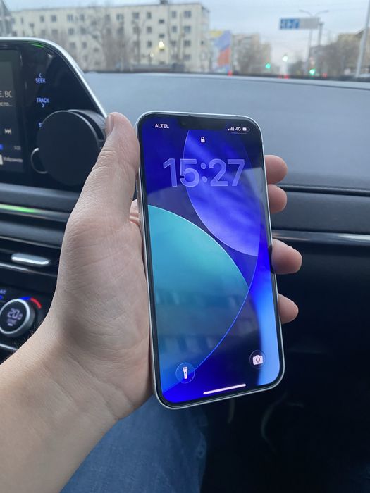 IPhone 16e 128gb white