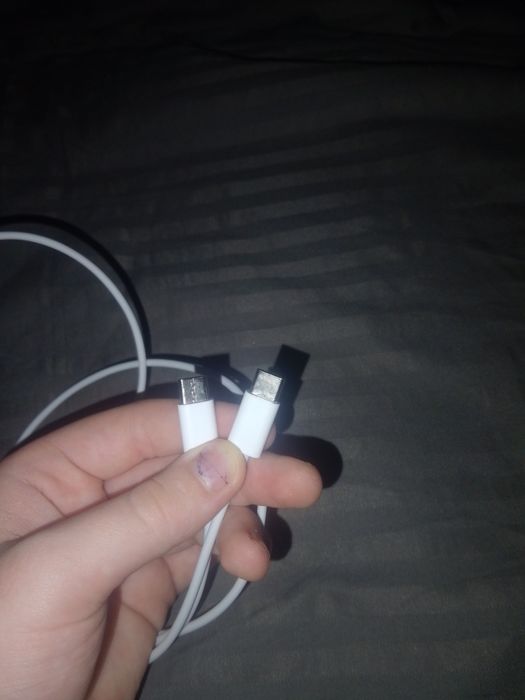 провод для айфон(наушников и телефонов)
