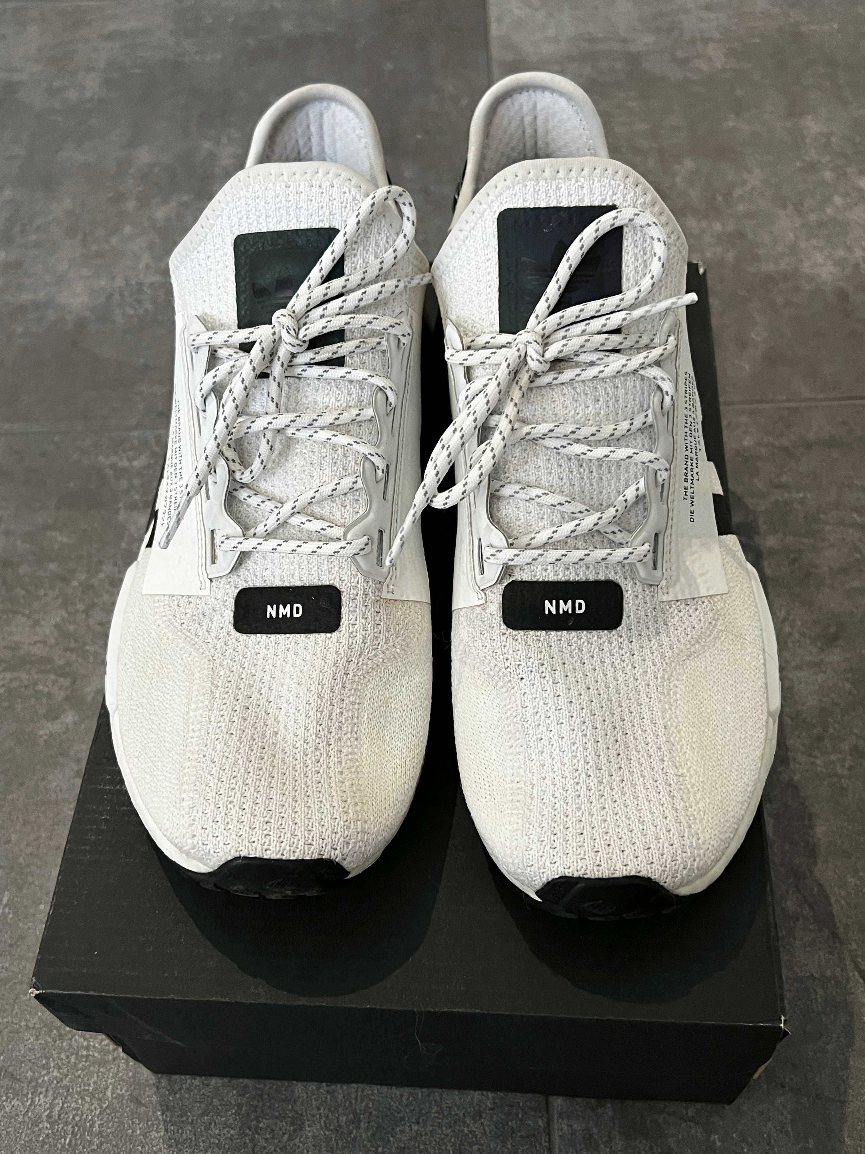 Мъжки маратонки Adidas NMD R1 V2 - 42 2/3 номер