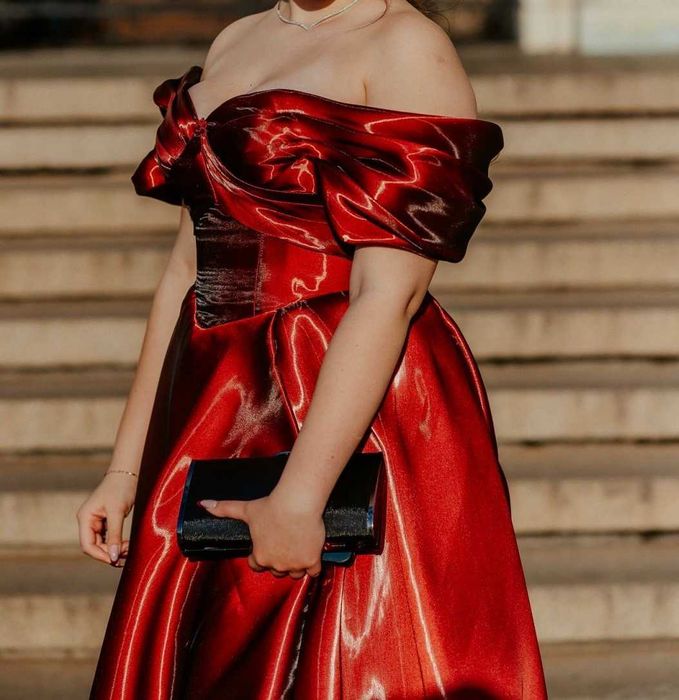 Бална рокля от течна органза