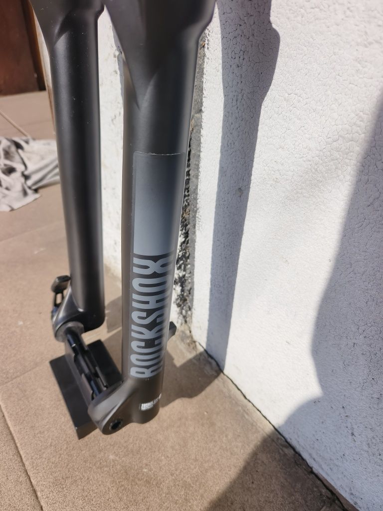 НОВА Вилка RockShox RECON SILVER RL Remote Solo Air 29" 100мм 15x110