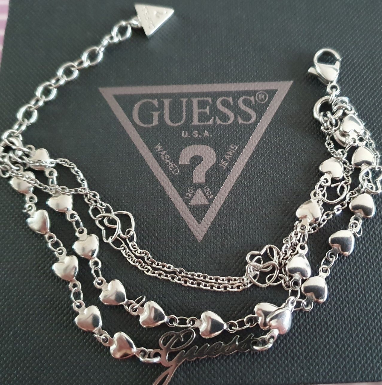 Bratara Guess 200ron