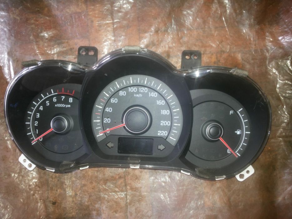 Продам запчасти на Кия Рио, Хундай Акцент, Солярис.