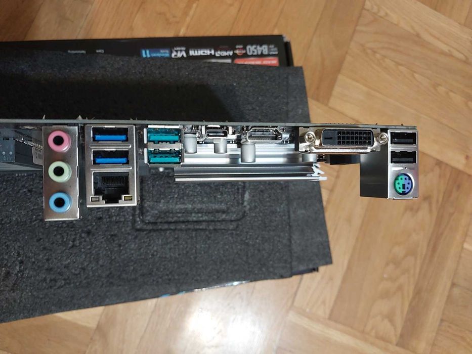 AMD Ryzen Ryzen 7 3700X + Asus Prime B450 Plus