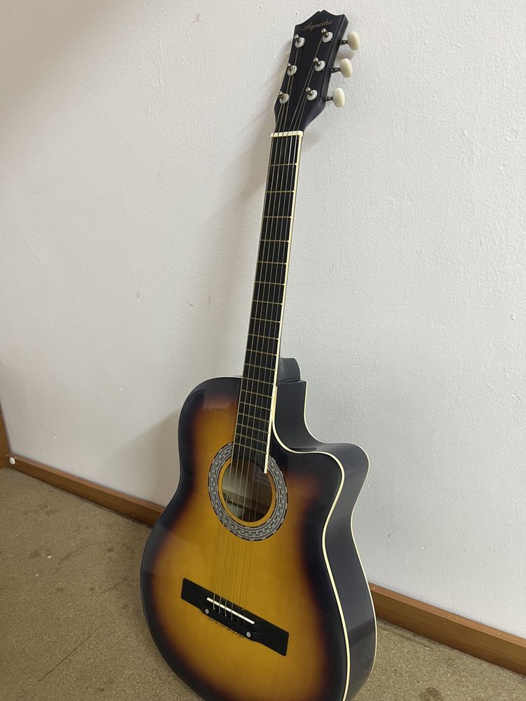 Гитара акустическая Agnetha Модель APG-E110C+чехол есть