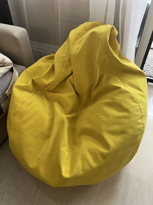 Пуфик мягкий желтый