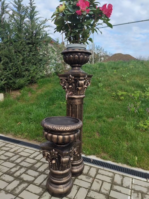 Ghivece, cismele, coloane romane alte decoratiuni din beton