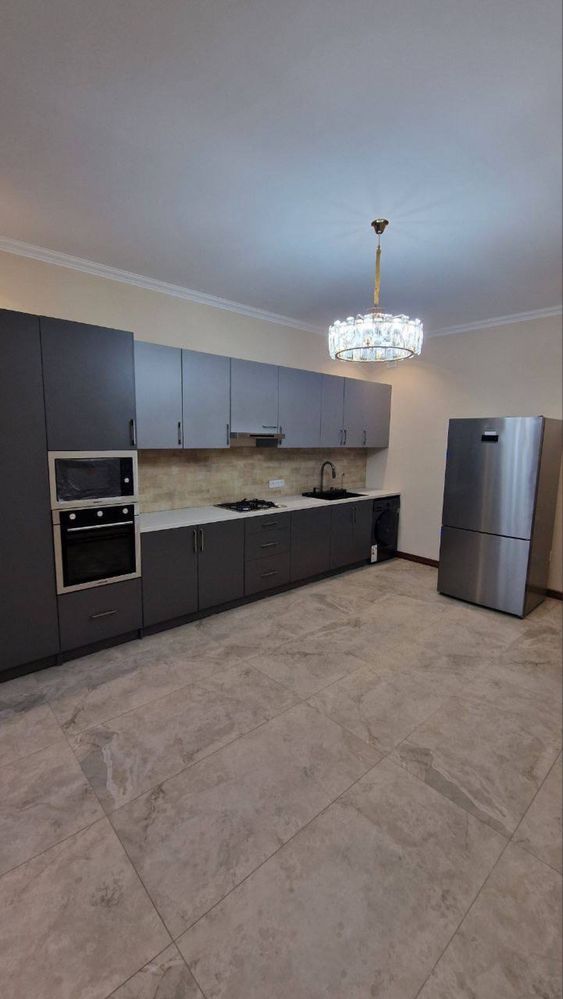 Продаётся 5-и ком квартира ЖК «Милано», 200м2. Яккасарайский район.