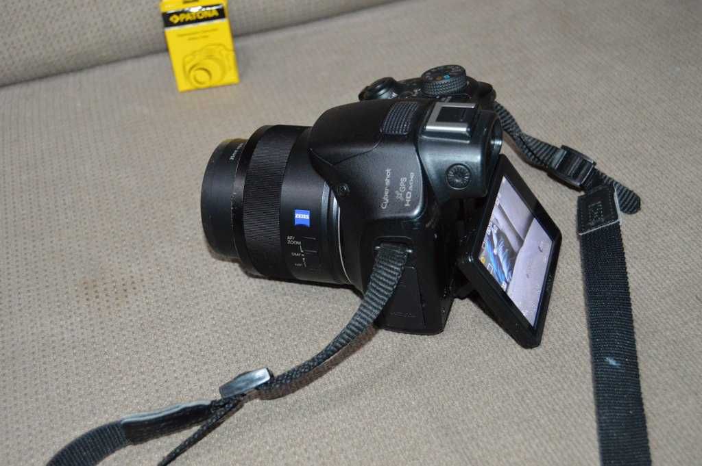 Foto digital Sony CyberShot DSC-HX400V 50x Zoom Bridge Camera