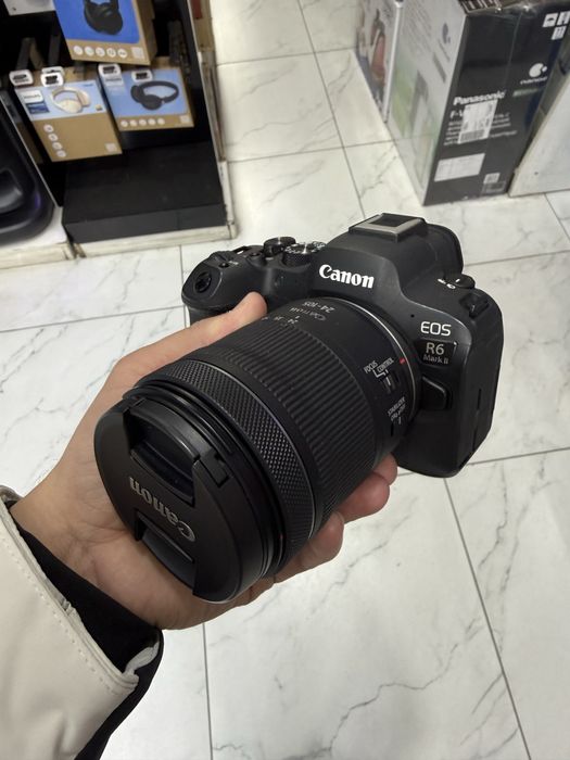 Canon R6 mark2  24-105mm STM