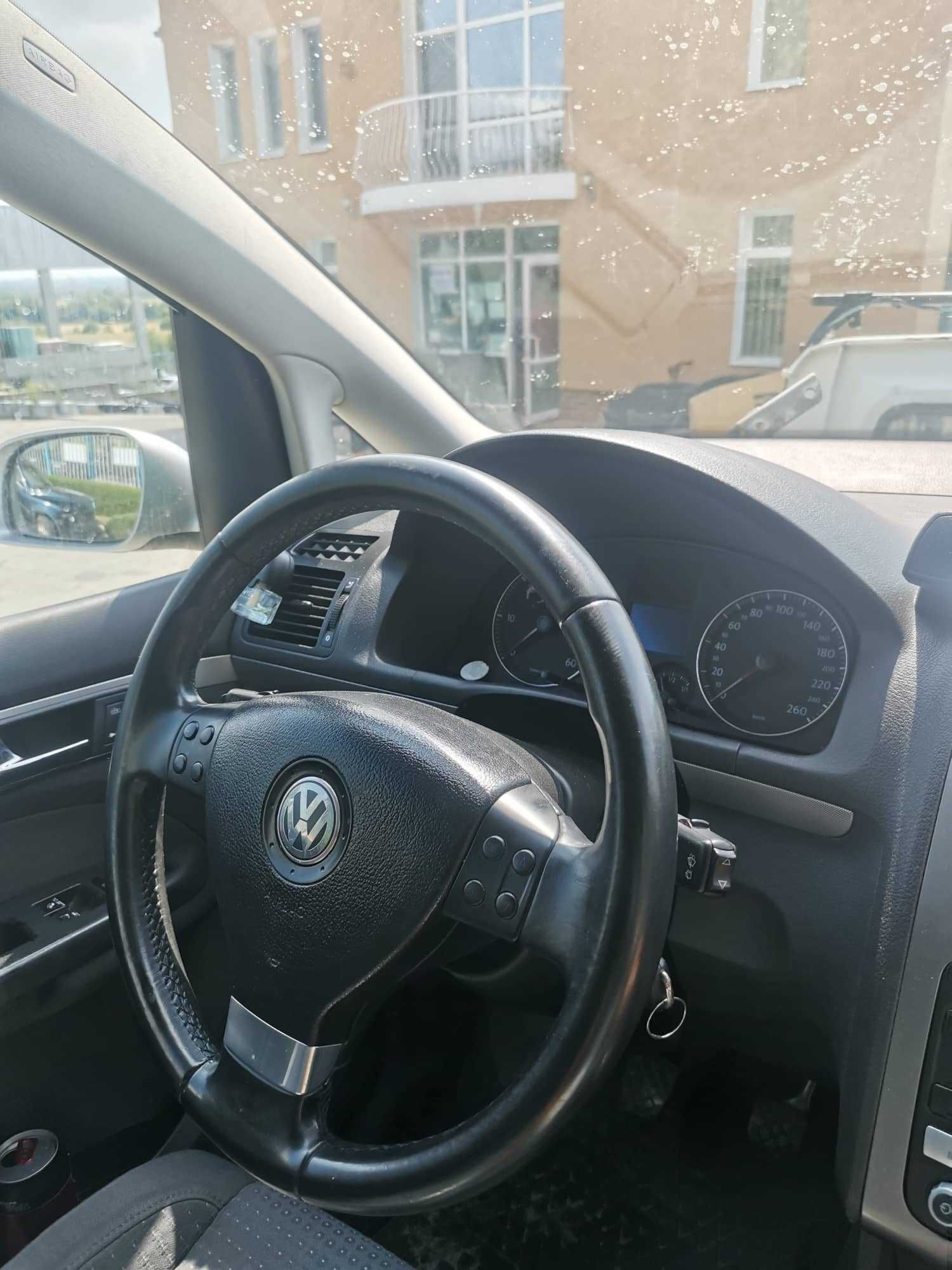 VW Touran 1.9 TDI AVQ На Части