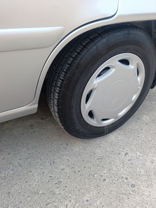 Nexia 2 yili 2015...1.6 lyuks kansaner kasaneri ishlaydi metan gazi bo