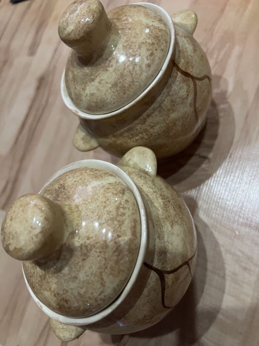 Продам горшочек глиняный 2 шт