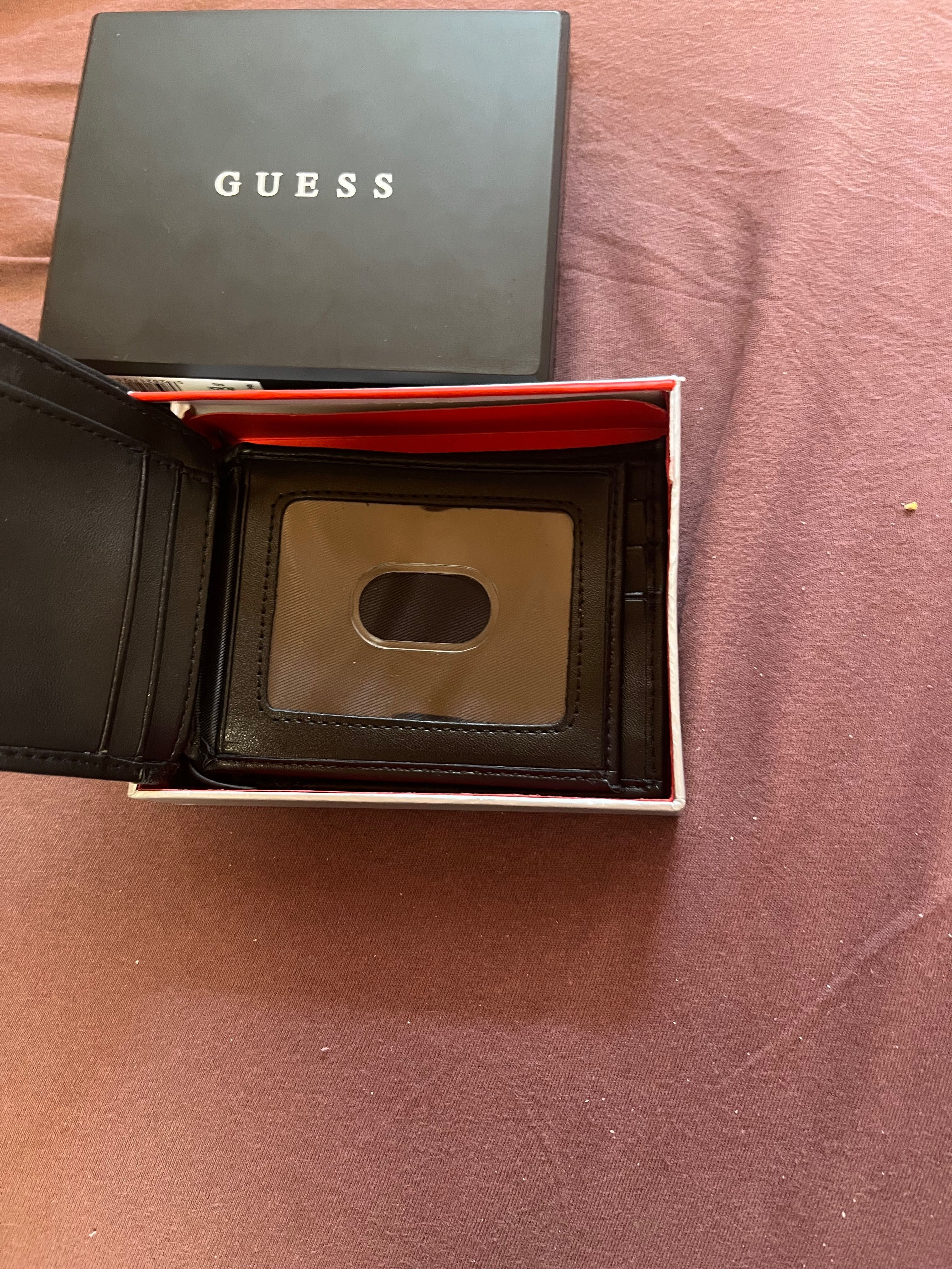 Мъжко портмоне guess