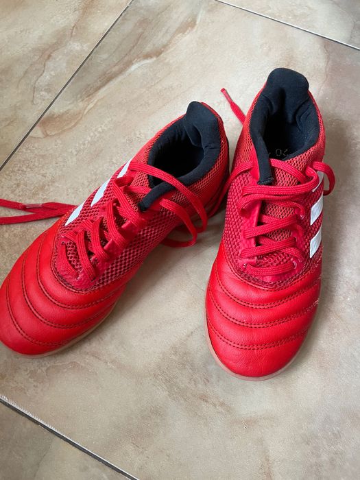 Футболни обувки за зала, Adidas р-р 34