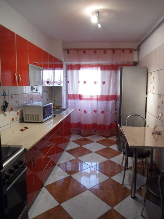 Apartament ultracentral 2 camere de inchiriat