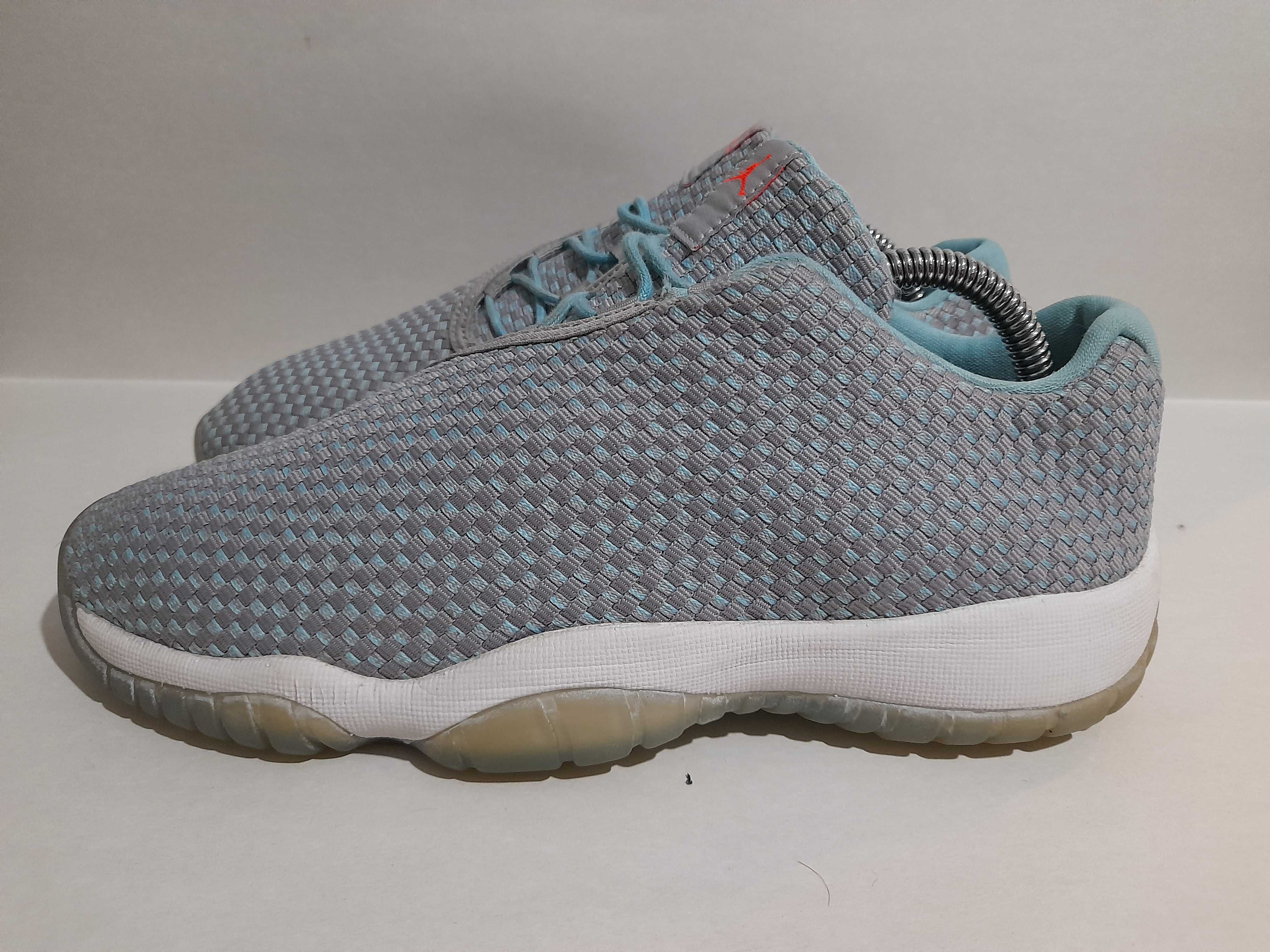 JORDAN Future Low - marimea 40