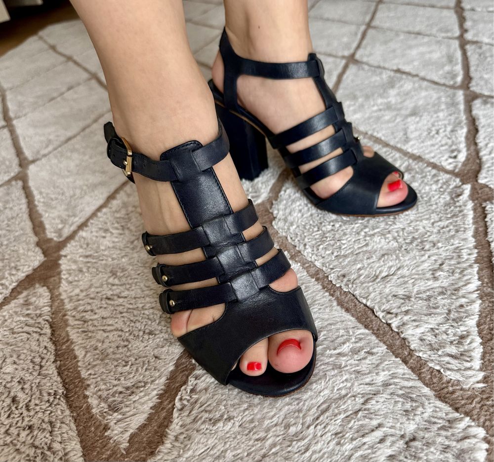 Sandale Massimo Dutti 37