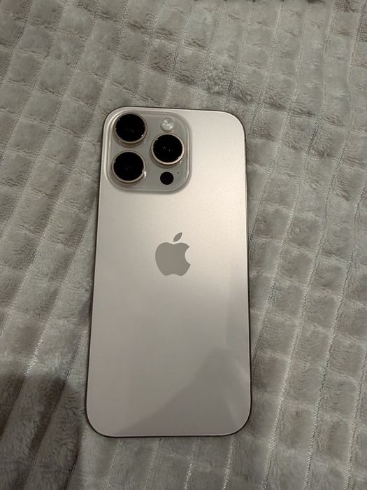 Iphone 16 Pro, Desert Titanium, 128GB