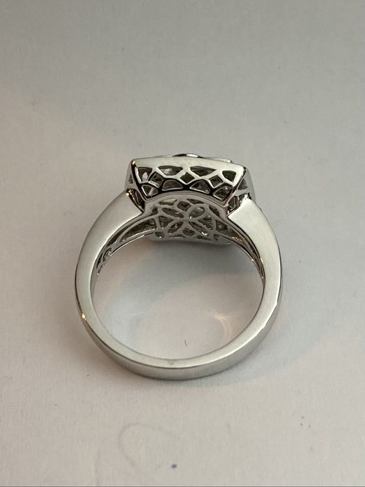 Inel aur alb 18kt. cu diamante 0.45ct