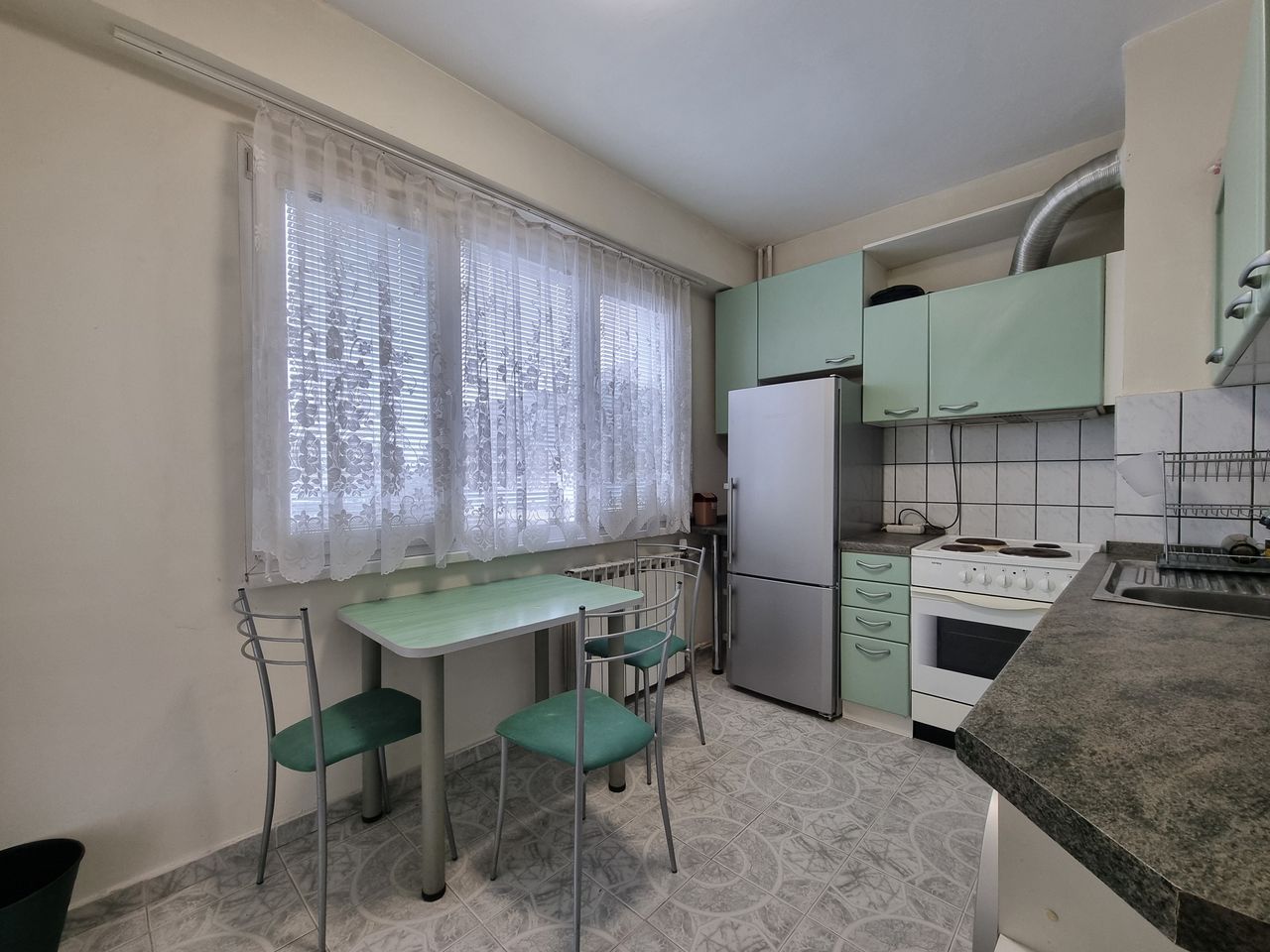 Продава се Двустаен апартамент в София, Център - 65 кв.м за 2370 €/кв.м - Снимка #1
