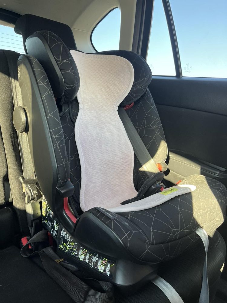 Столче за кола Britax Romer Advansafix IV R