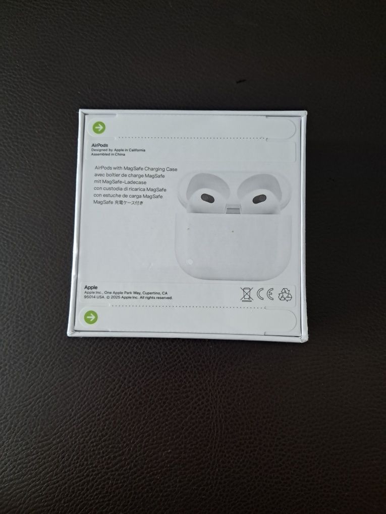 Air pods 3  нови