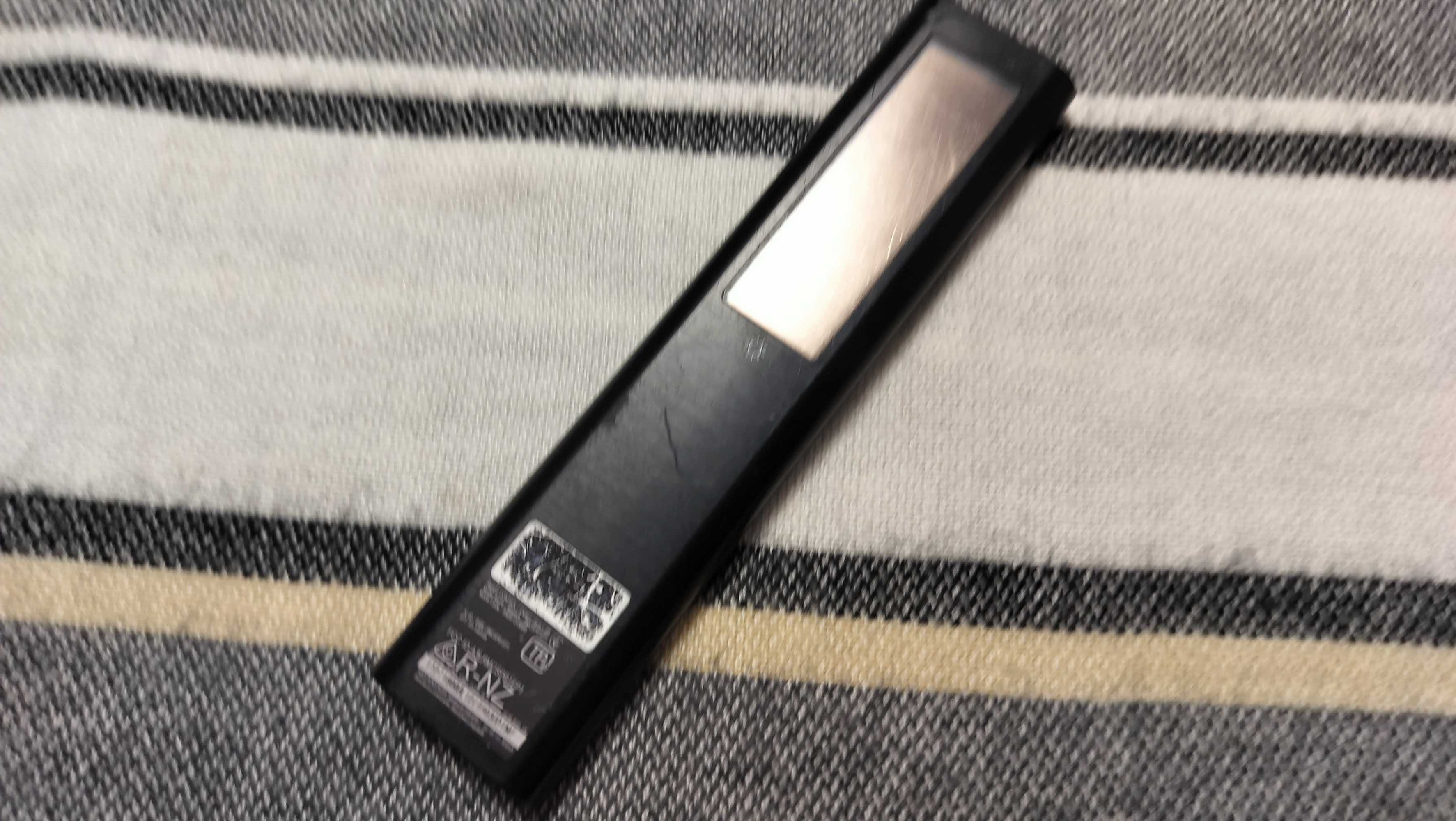 Telecomanda Samsung Smart BN59-01386B incarcare solara USB C 2022