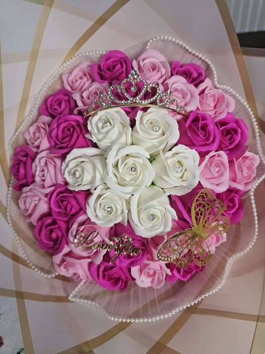 Buchete de trandafiri de sapun si aranjamemte florale