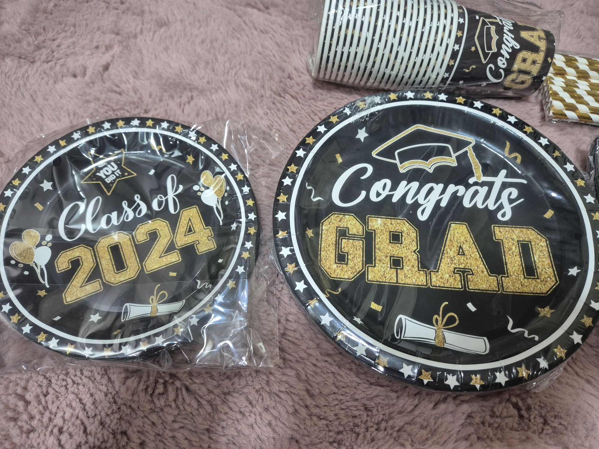 Set 80 piese vesela de unica folosinta pentru 20 persoane