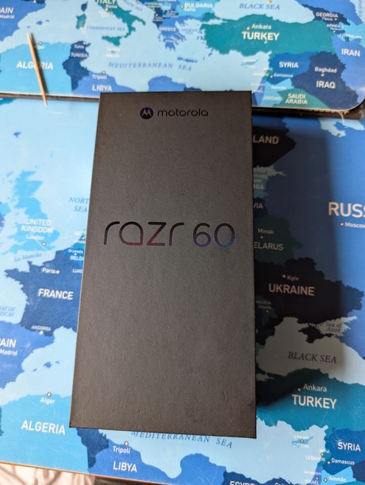 Motorola Razr 60 blue