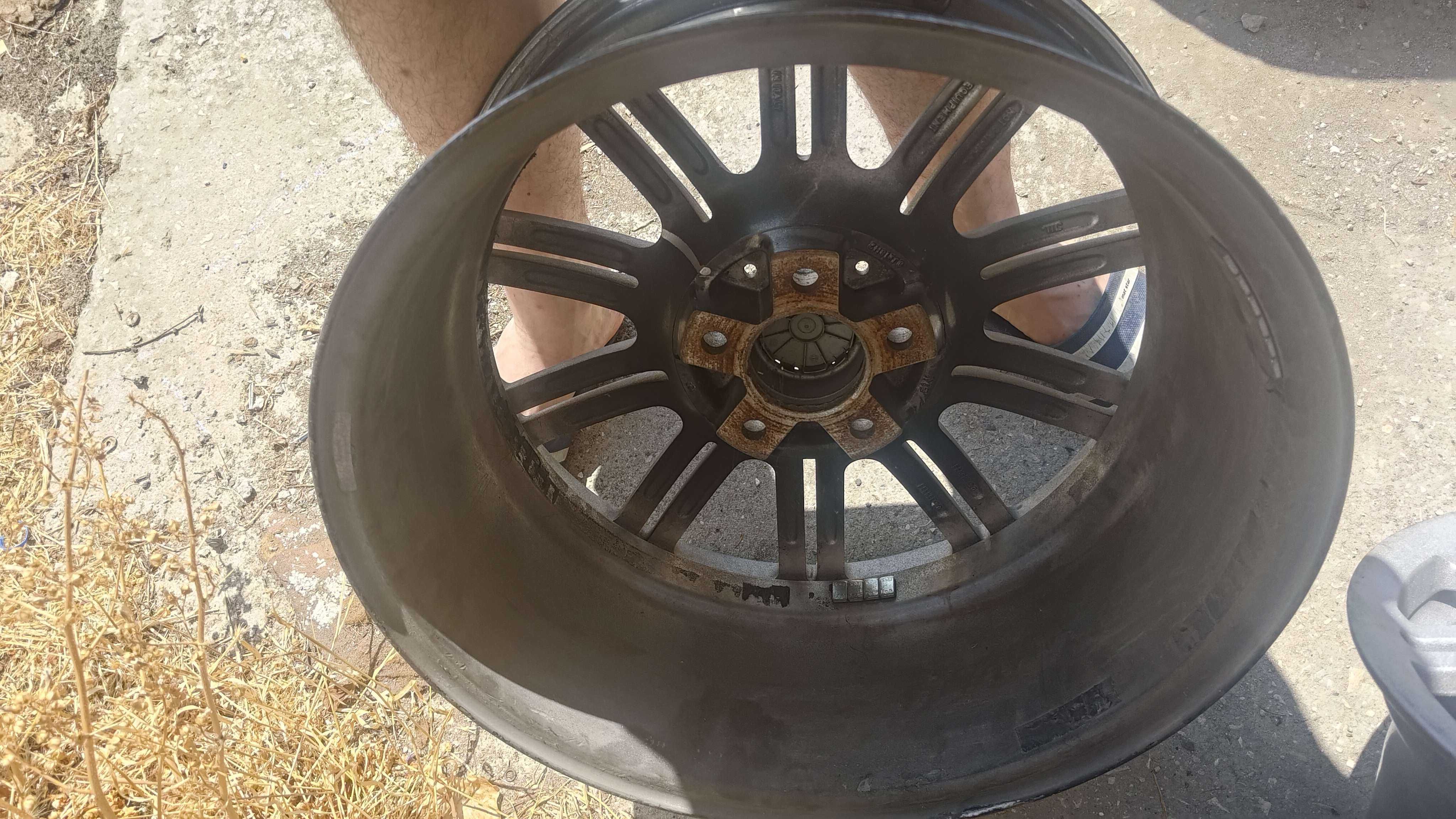 BMW Стил/Style 67 Джанти 18-ки 5x120 + Гуми 225/40 R18