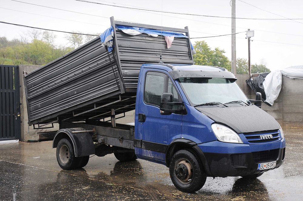 IVECO Daily 65C15 Basculabil 2008 3.0HPi 150 CP E4 6 trepte AC cat. C