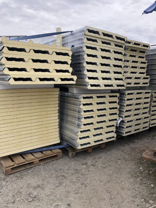 Panou sandwich de la 4 pana la 10 cm