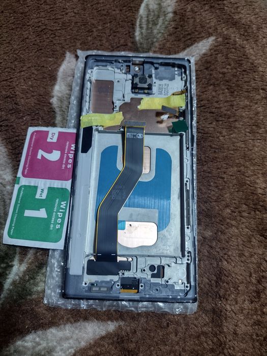 Vând display Samsung note 10plus nou.
