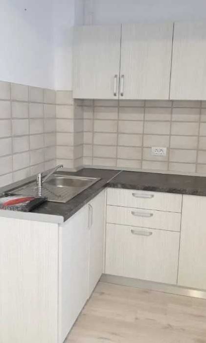 Дава се под наем Двустаен апартамент в Пловдив, Коматево - 65 кв.м за 255 € - Снимка #3