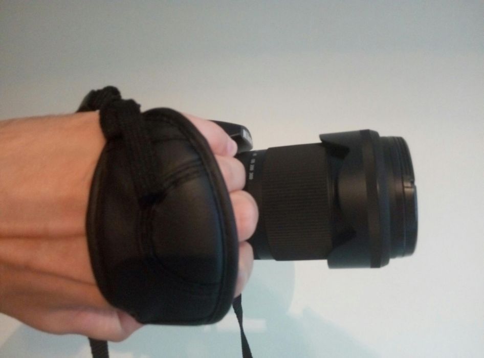 Кистевой ремень для фотоаппарата