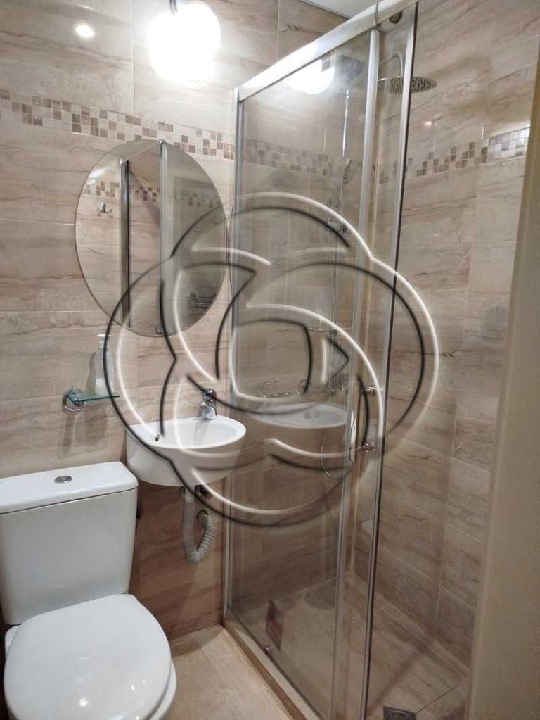 Дава се под наем Двустаен апартамент в София, Център - 60 кв.м за 630 € - Снимка #3